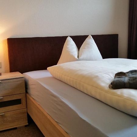 Hotel Deutsches Haus Francop Amburgo Esterno foto