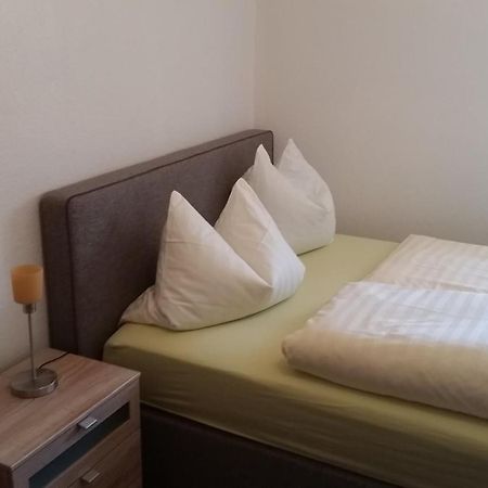 Hotel Deutsches Haus Francop Amburgo Esterno foto