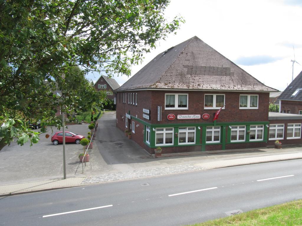Hotel Deutsches Haus Francop Amburgo Esterno foto