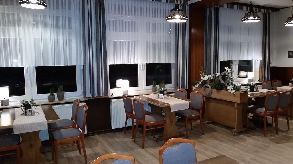 Hotel Deutsches Haus Francop Amburgo Esterno foto