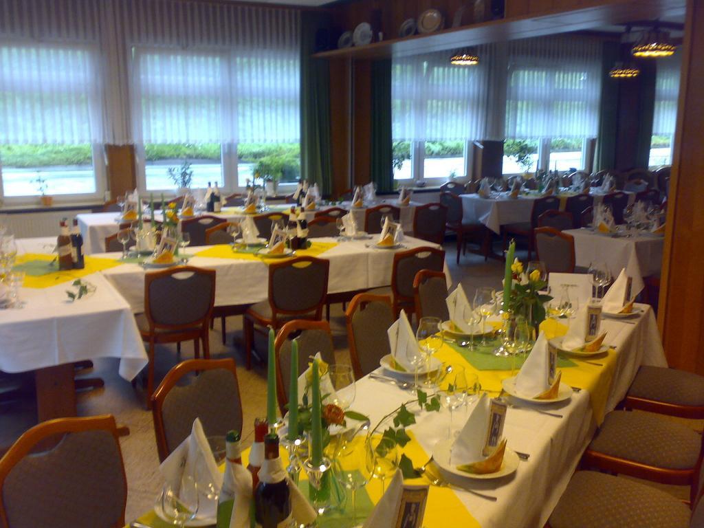 Hotel Deutsches Haus Francop Amburgo Esterno foto